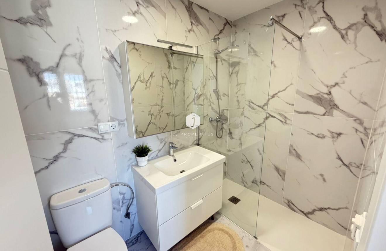 D'occasion - Chalet -
Torrevieja - Cabo cervera