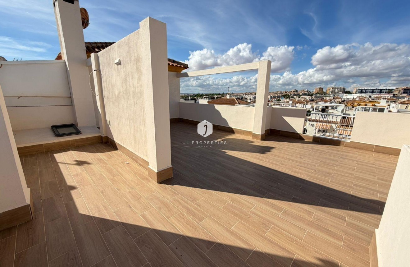 D'occasion - Chalet -
Torrevieja - Cabo cervera