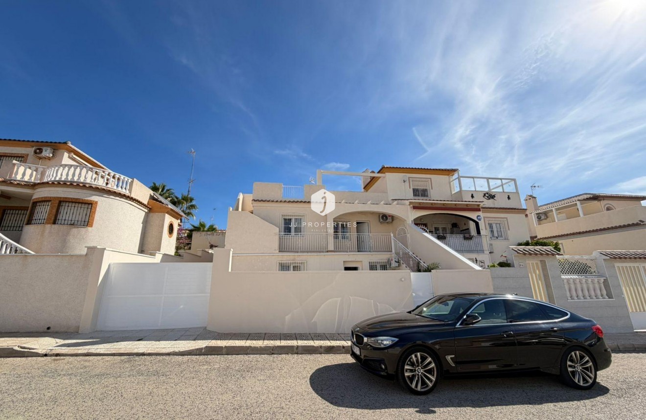 D'occasion - Chalet -
Torrevieja - Cabo cervera