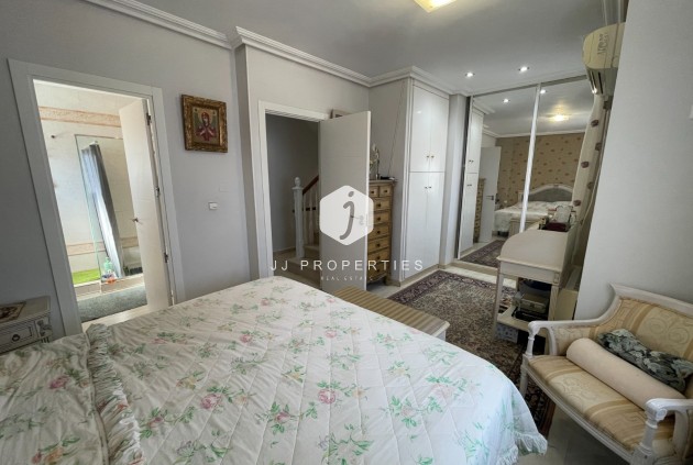 D'occasion - Villa -
Guardamar del Segura - Costa Blanca