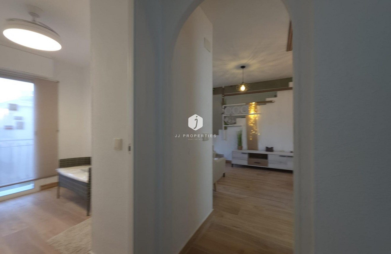 Segunda mano - Ático -
Torrevieja - Cala Ferris