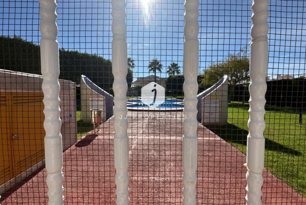 D'occasion - Bungalow -
Torrevieja - Torretas