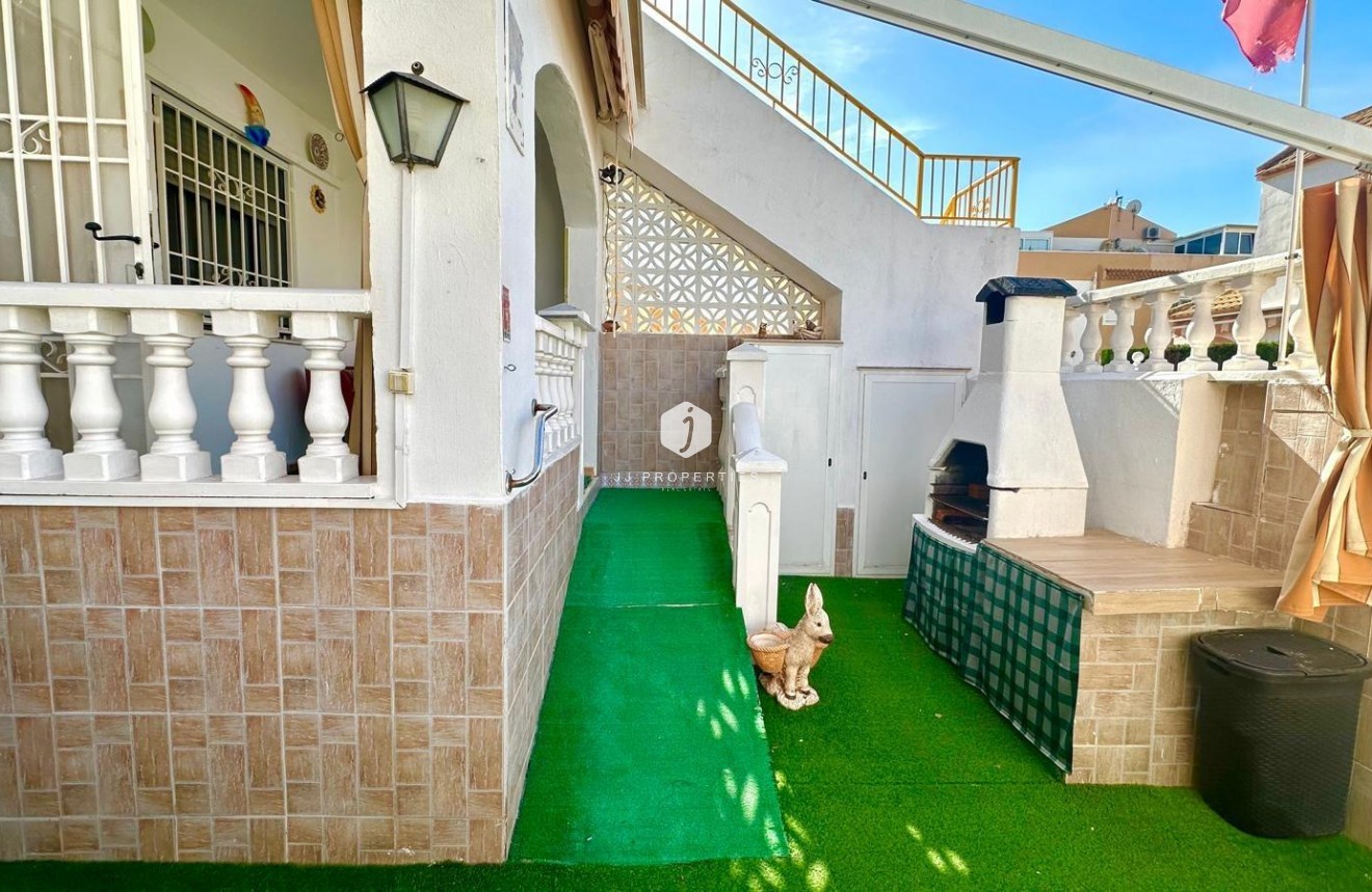 D'occasion - Bungalow -
Torrevieja - Torretas