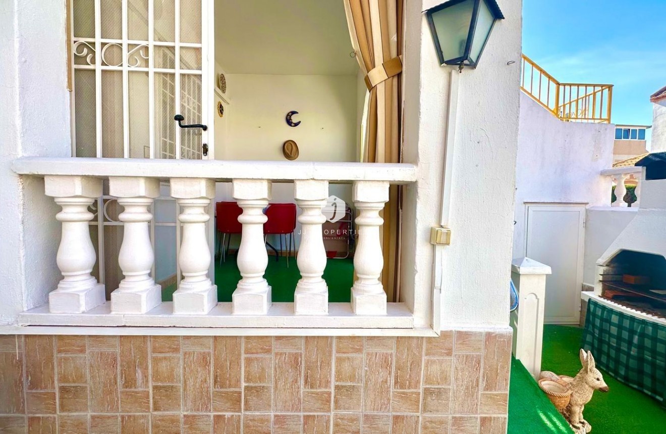 D'occasion - Bungalow -
Torrevieja - Torretas