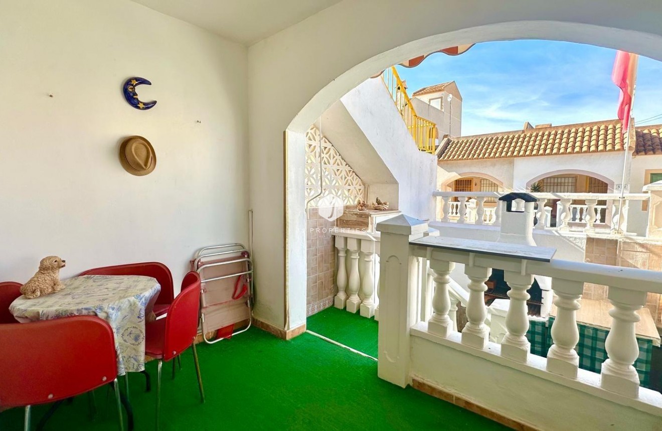 D'occasion - Bungalow -
Torrevieja - Torretas