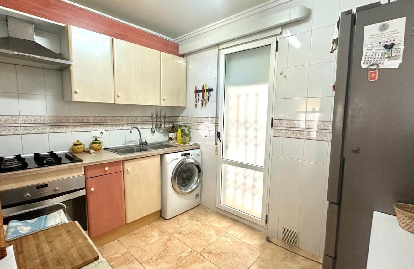 D'occasion - Bungalow -
Torrevieja - Torretas