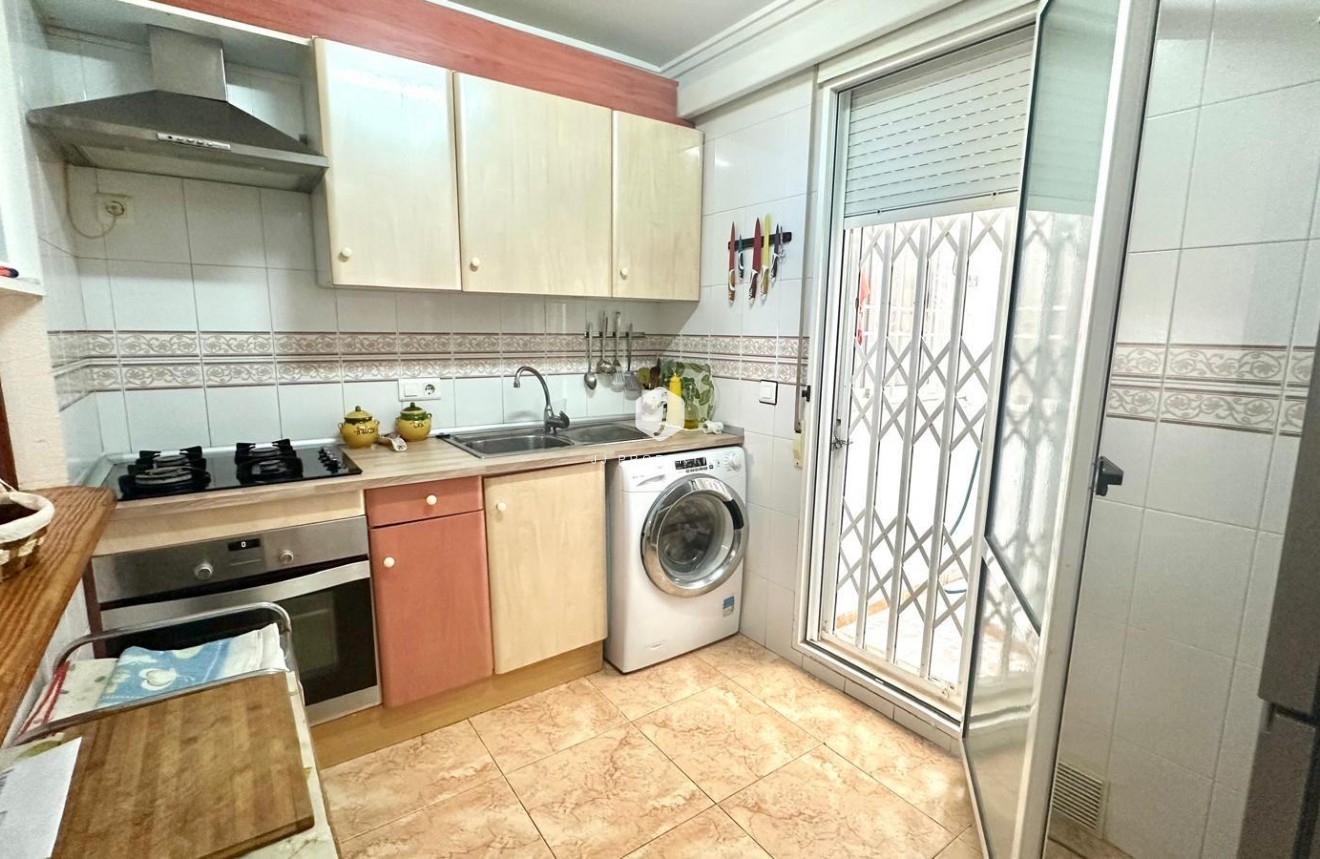 D'occasion - Bungalow -
Torrevieja - Torretas