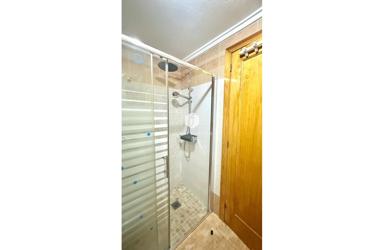 D'occasion - Bungalow -
Torrevieja - Torretas