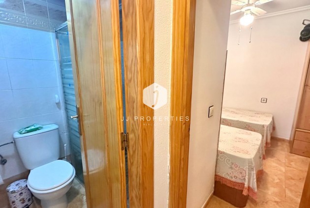 D'occasion - Bungalow -
Torrevieja - Torretas