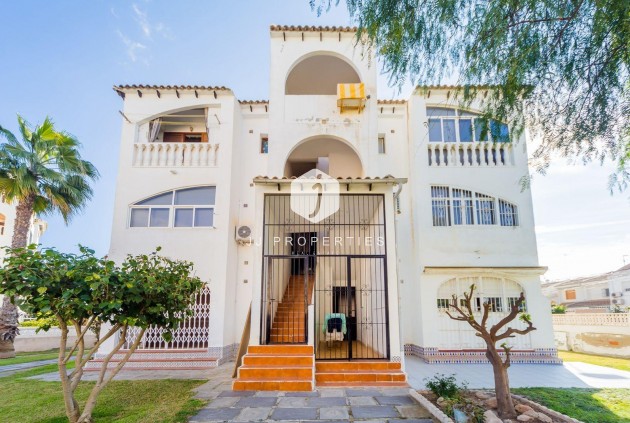 D'occasion - Appartement -
Torrevieja - Calas blanca