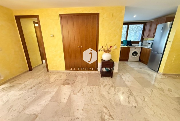 D'occasion - Appartement -
Torrevieja - Punta prima