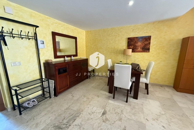 D'occasion - Appartement -
Torrevieja - Punta prima