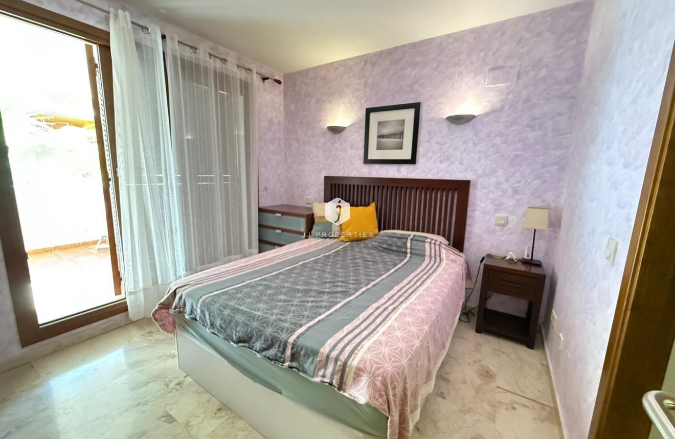 D'occasion - Appartement -
Torrevieja - Punta prima