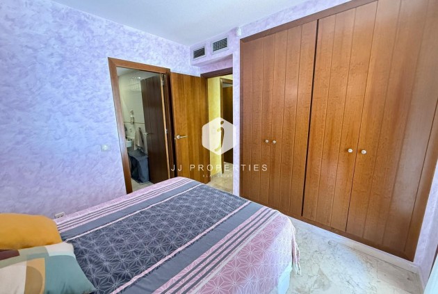 D'occasion - Appartement -
Torrevieja - Punta prima