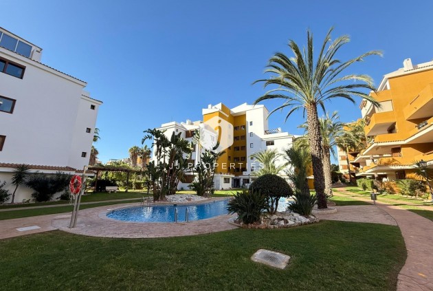 D'occasion - Appartement -
Torrevieja - Punta prima