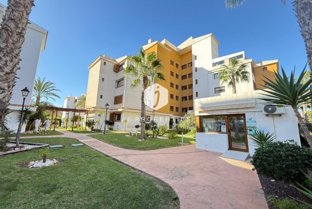D'occasion - Appartement -
Torrevieja - Punta prima