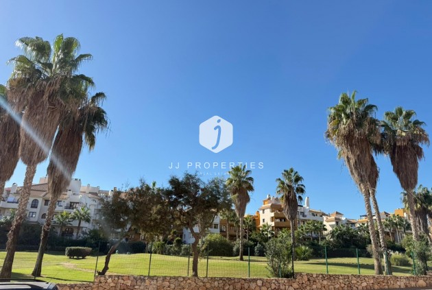 D'occasion - Appartement -
Torrevieja - Punta prima