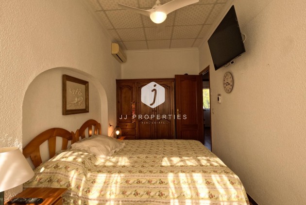 Tweedehands - Chalet -
Torrevieja - El Acequión - Los Náufragos