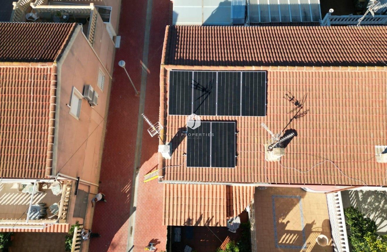 Tweedehands - Chalet -
Torrevieja - El Acequión - Los Náufragos