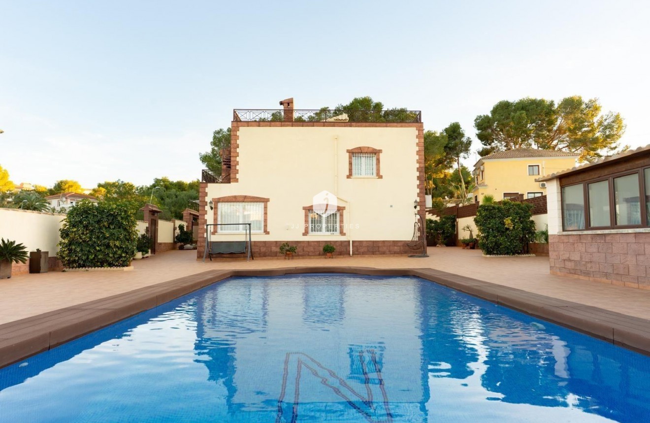 D'occasion - Villa -
Torrevieja - Los Balcones - Los Altos del Edén