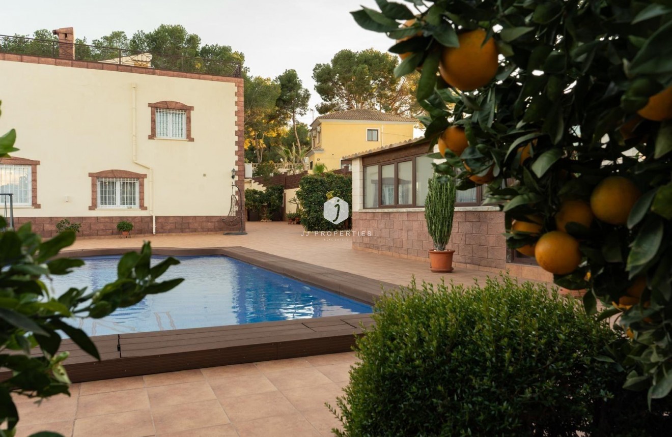 D'occasion - Villa -
Torrevieja - Los Balcones - Los Altos del Edén