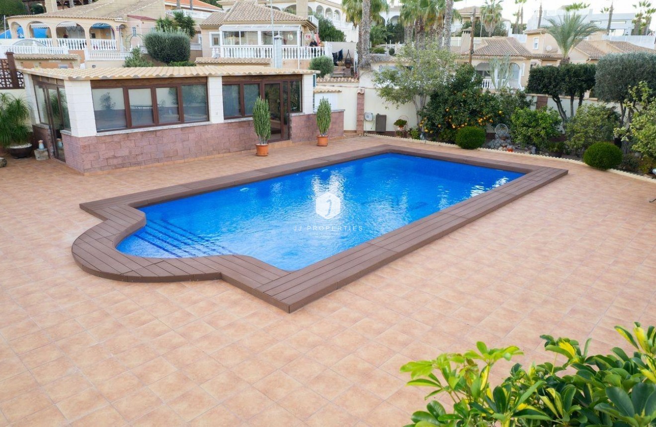 D'occasion - Villa -
Torrevieja - Los Balcones - Los Altos del Edén