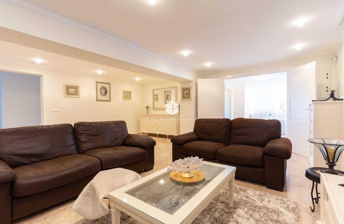 D'occasion - Villa -
Torrevieja - Los Balcones - Los Altos del Edén