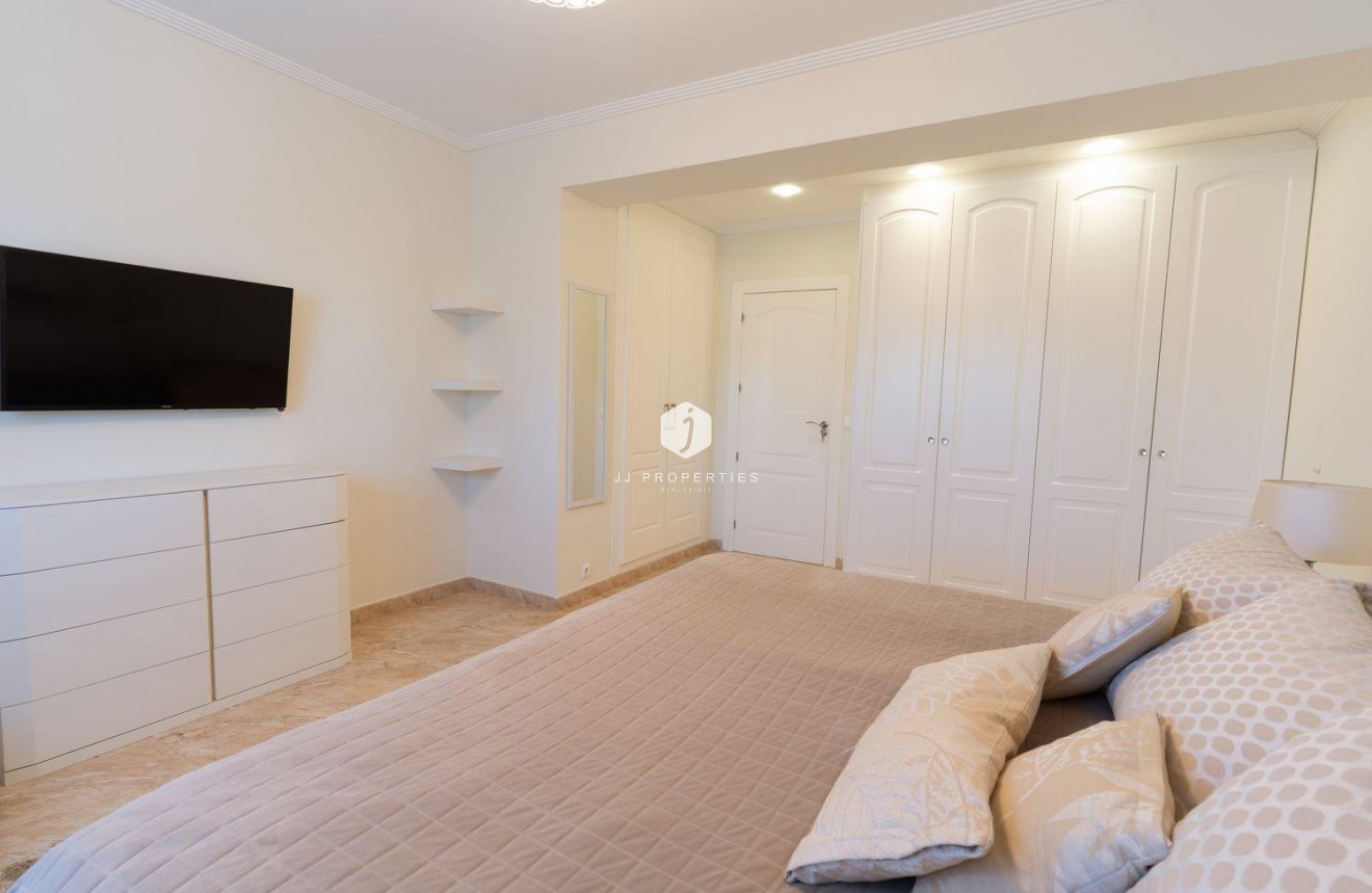 D'occasion - Villa -
Torrevieja - Los Balcones - Los Altos del Edén