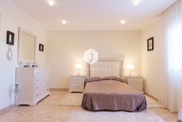 D'occasion - Villa -
Torrevieja - Los Balcones - Los Altos del Edén