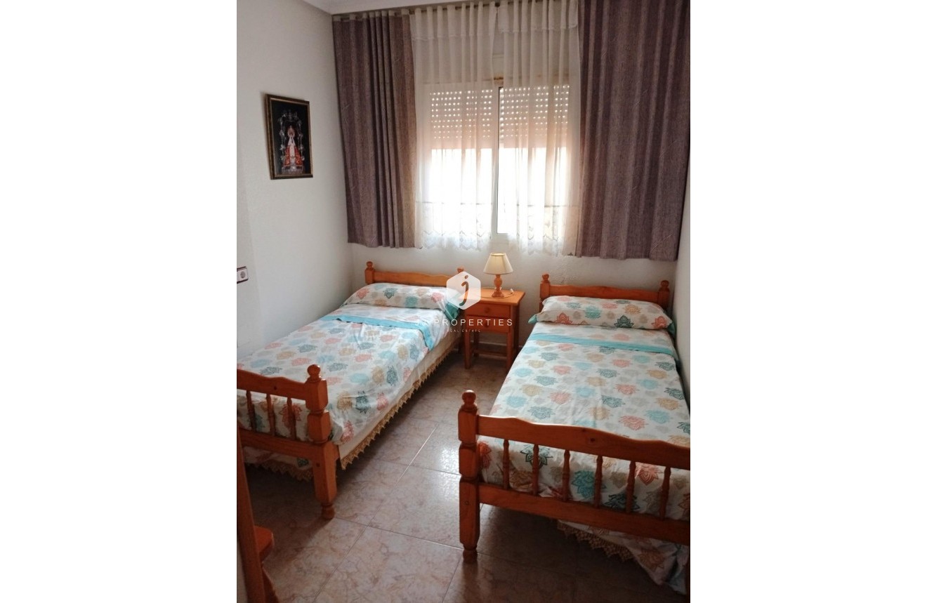 D'occasion - Appartement -
Torrevieja - Torreblanca