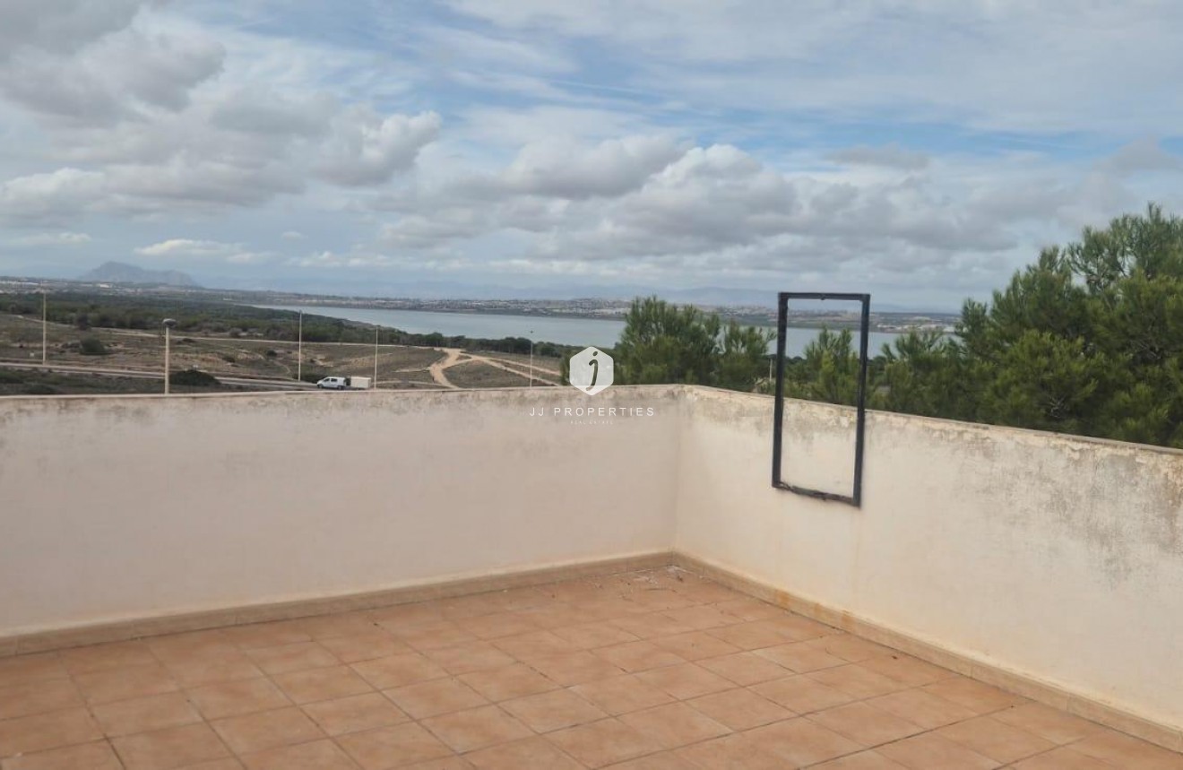 D'occasion - Appartement -
Torrevieja - Torreblanca