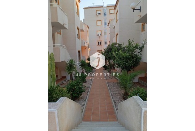 D'occasion - Appartement -
Torrevieja - Torreblanca