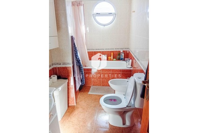 D'occasion - Appartement -
Torrevieja - Playa de los Locos