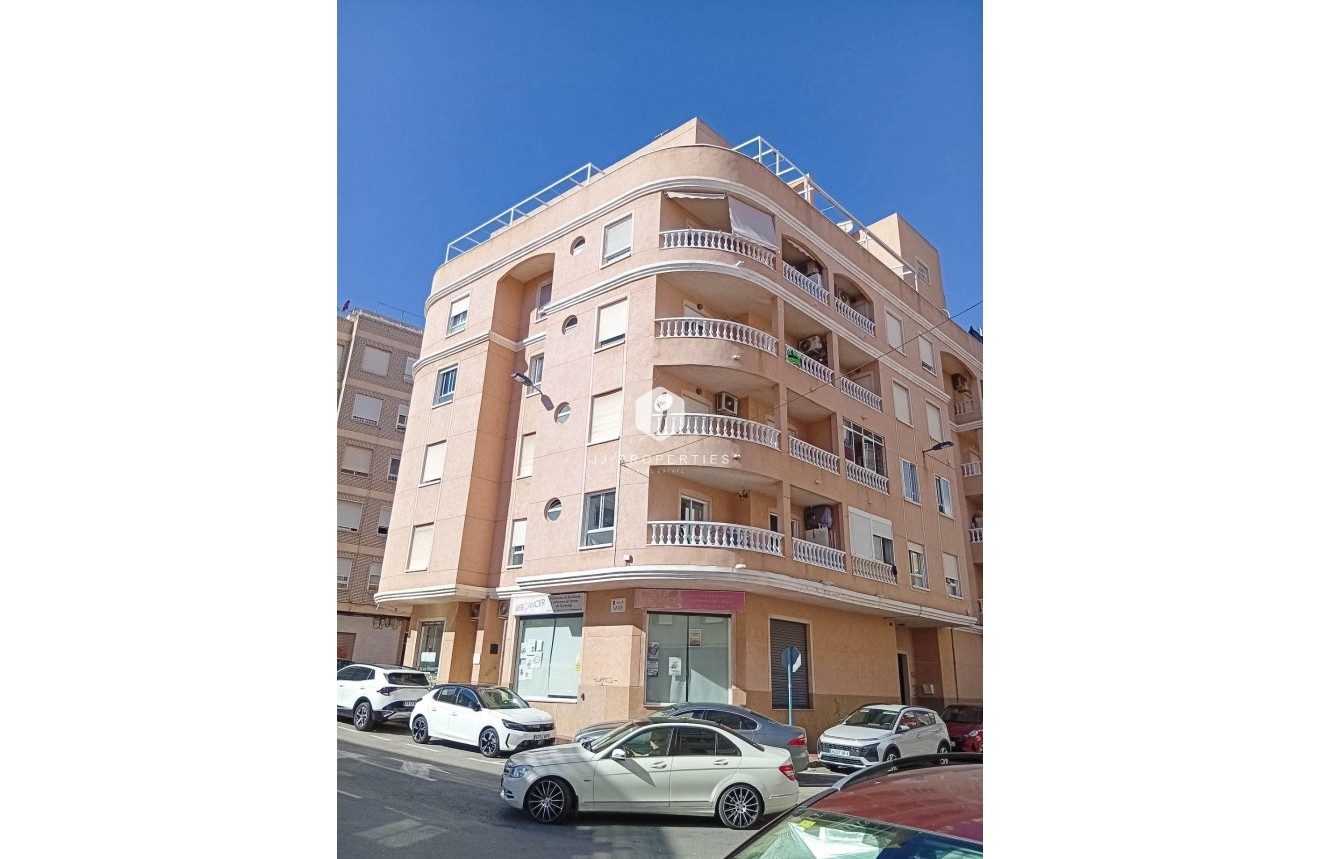 D'occasion - Appartement -
Torrevieja - Playa de los Locos