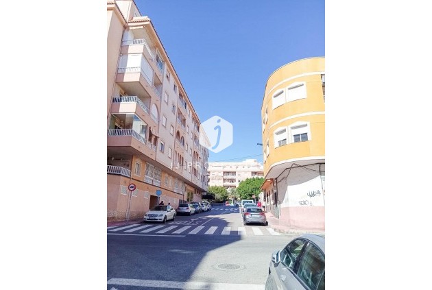 D'occasion - Appartement -
Torrevieja - Playa de los Locos