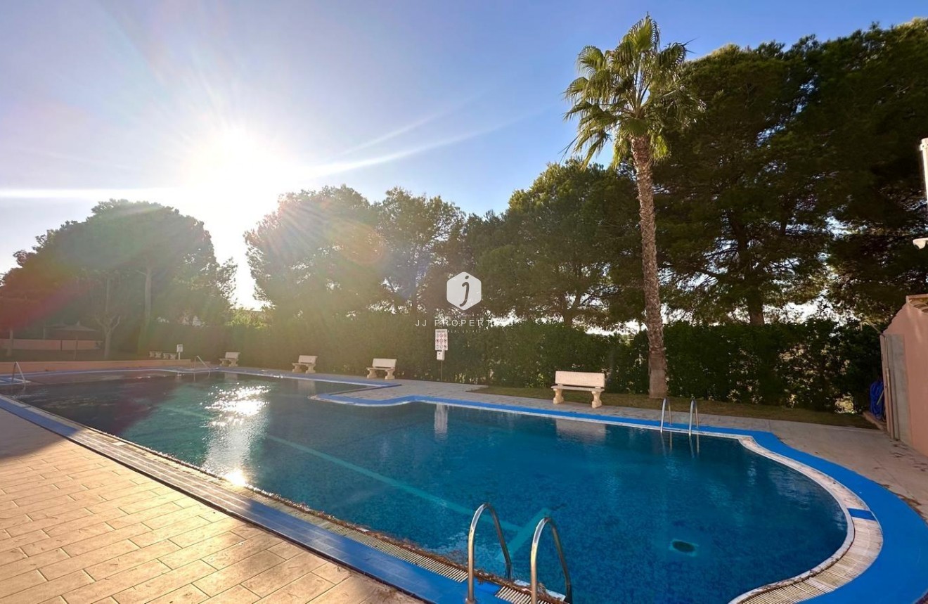 D'occasion - Appartement -
Torrevieja - Torreblanca