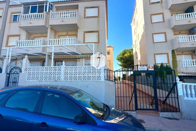 D'occasion - Appartement -
Torrevieja - Torreblanca