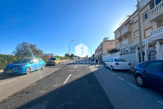 D'occasion - Appartement -
Torrevieja - Torreblanca