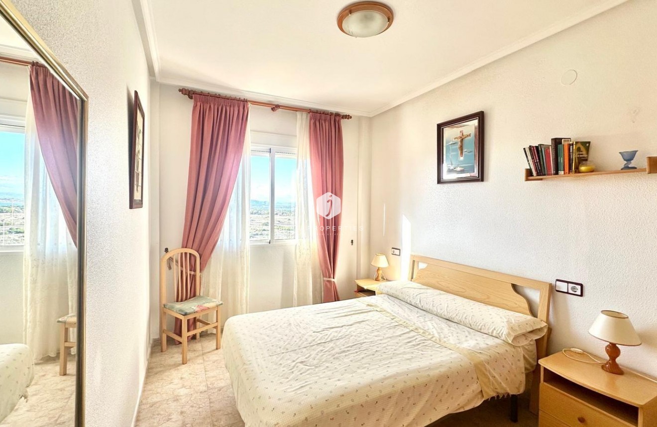 D'occasion - Appartement -
Torrevieja - Torreblanca