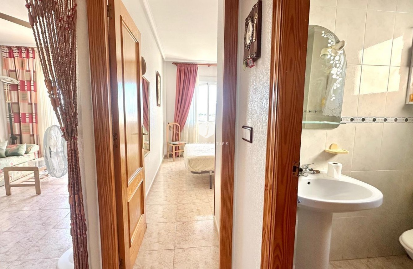 D'occasion - Appartement -
Torrevieja - Torreblanca