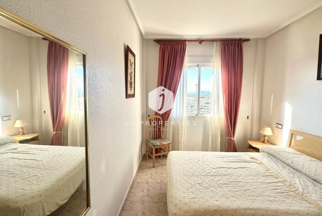 D'occasion - Appartement -
Torrevieja - Torreblanca