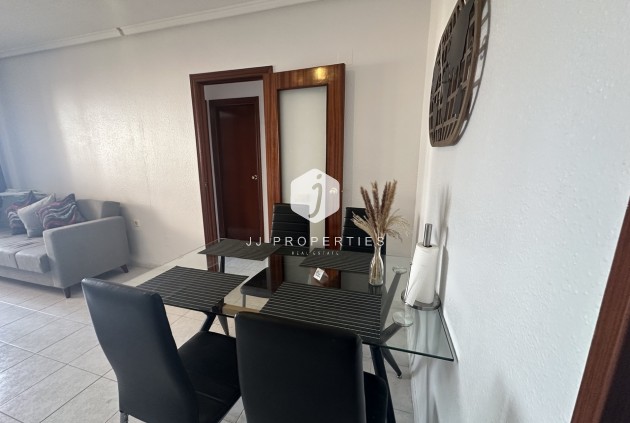 Tweedehands - Appartement / flat -
Torrevieja - Costa Blanca