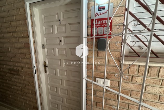 Tweedehands - Appartement / flat -
Torrevieja - Costa Blanca