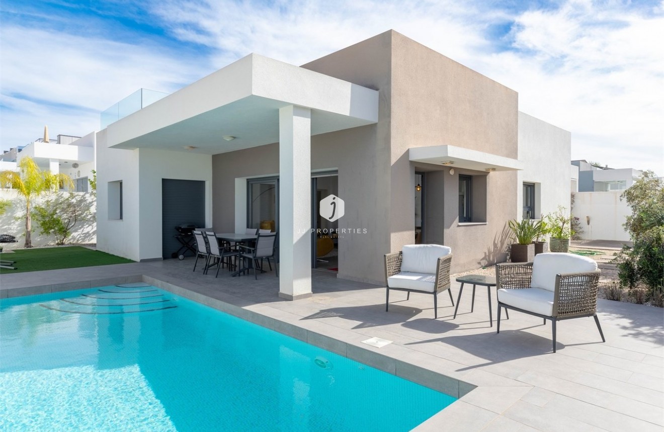 Tweedehands - Villa -
Benijofar - Costa Blanca