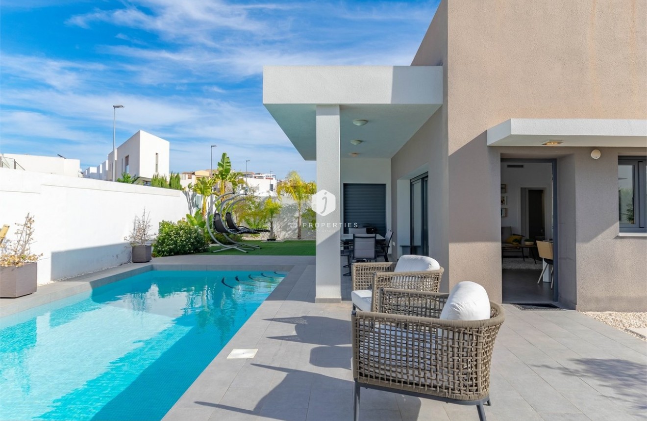 Tweedehands - Villa -
Benijofar - Costa Blanca