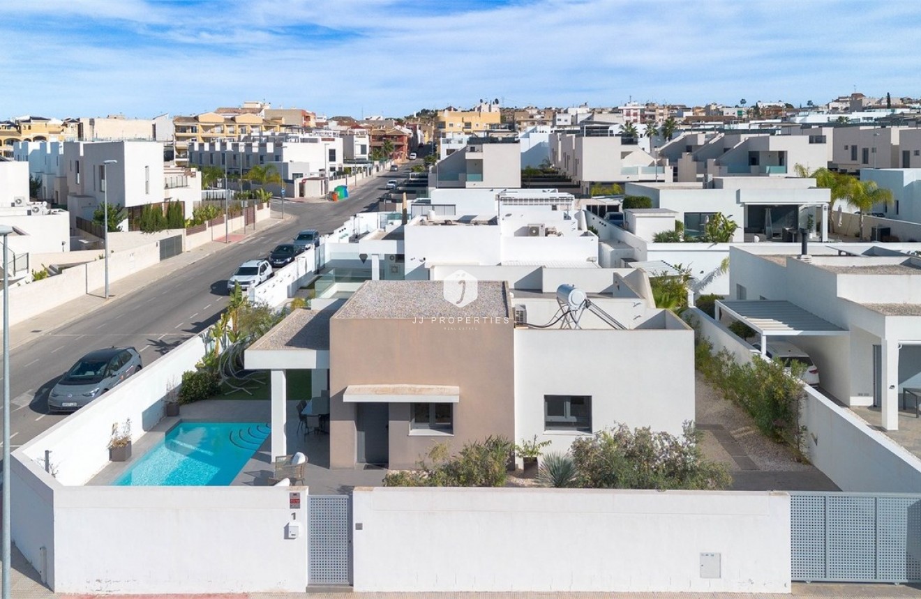 Tweedehands - Villa -
Benijofar - Costa Blanca