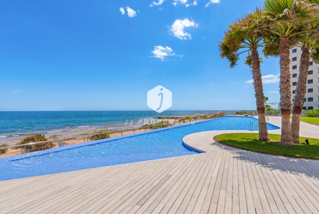 Tweedehands - Appartement / flat -
Punta Prima - Costa Blanca