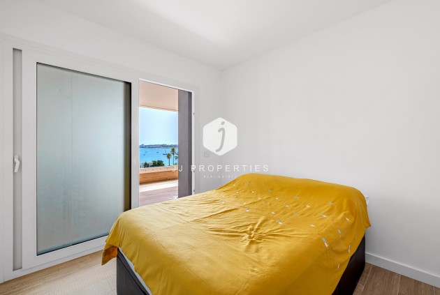 Tweedehands - Appartement / flat -
Punta Prima - Costa Blanca