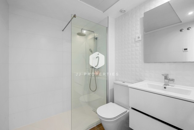 Tweedehands - Appartement / flat -
Punta Prima - Costa Blanca