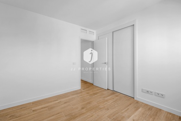 Tweedehands - Appartement / flat -
Punta Prima - Costa Blanca